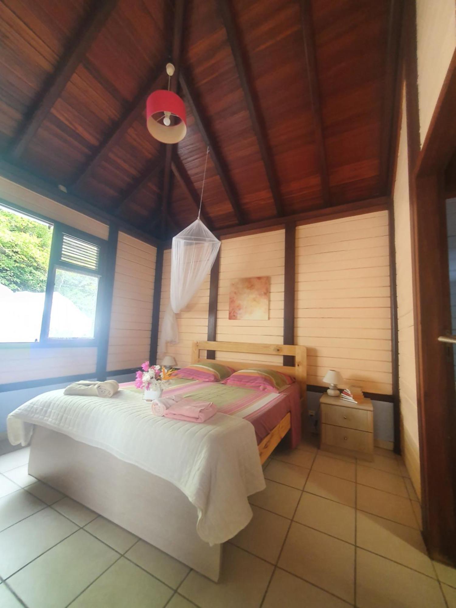 Cottage La Pointe Marine 德赛 客房 照片